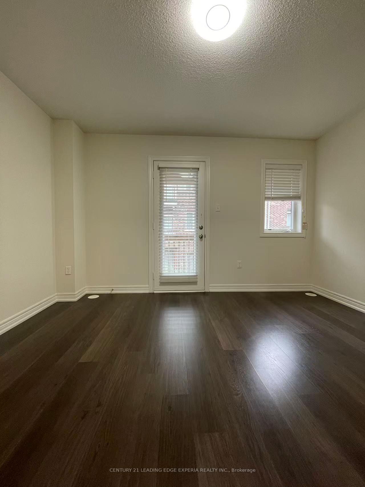 Photo 3 of 6 Fanny Grove Way, Markham, Greensborough — HOMEH