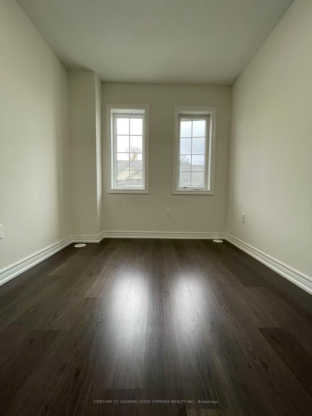 Photo 18 of 6 Fanny Grove Way, Markham, Greensborough — HOMEH