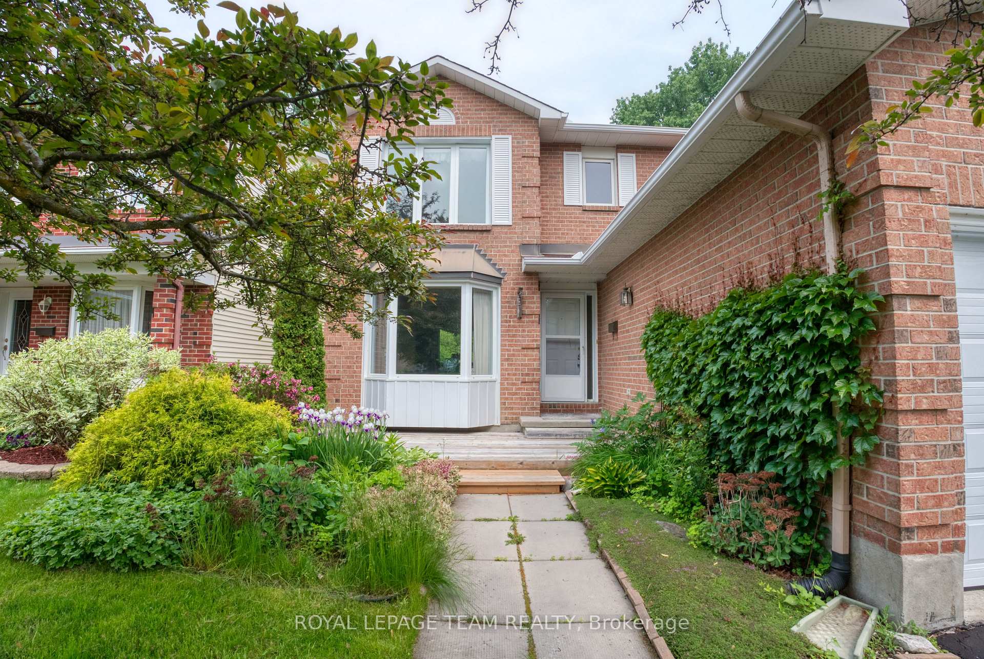 Photo 4 of 69 Shetland Way, Ottawa, Kanata - Bridlewood — HOMEH