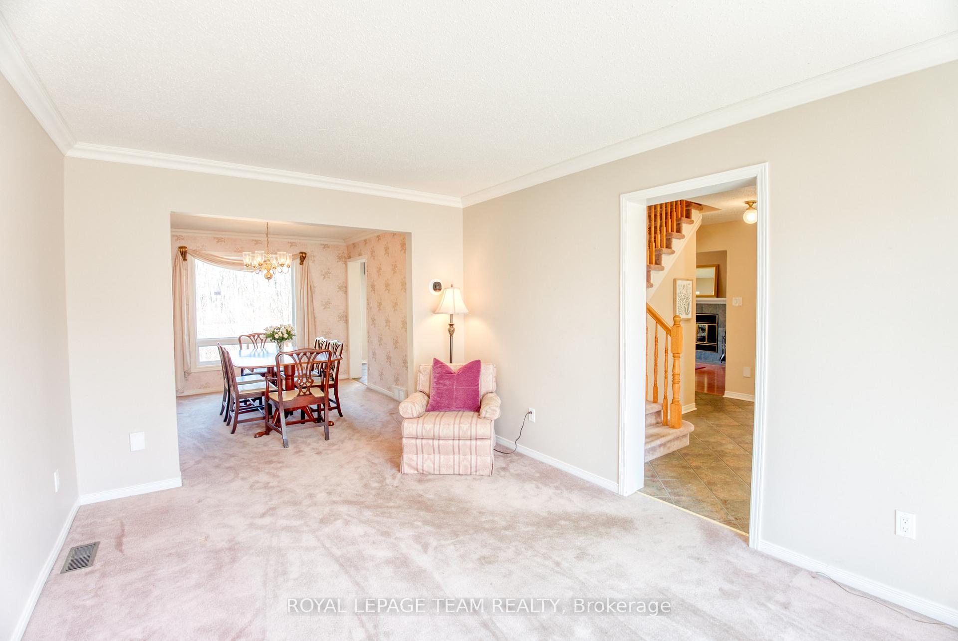 Photo 13 of 69 Shetland Way, Ottawa, Kanata - Bridlewood — HOMEH