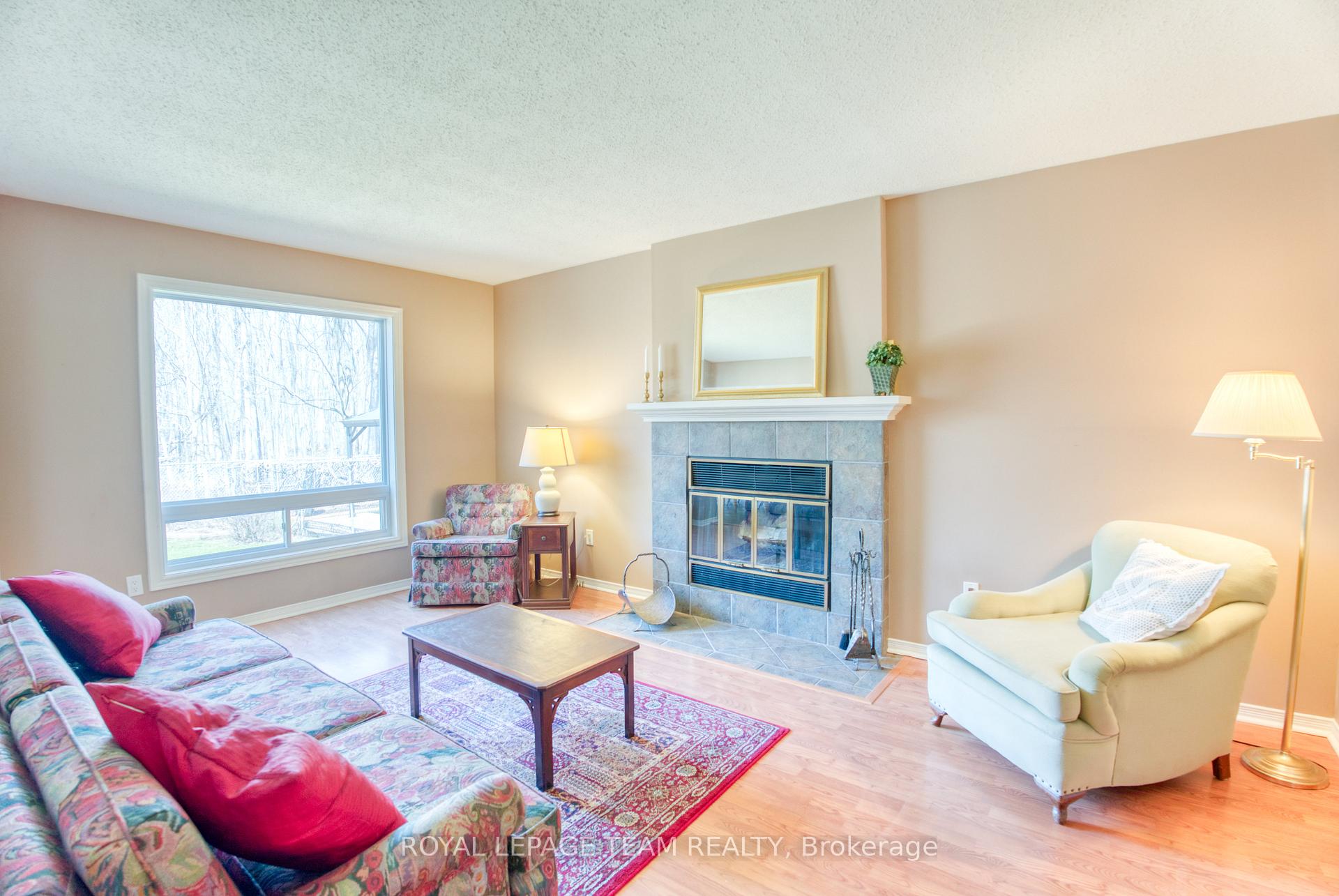 Photo 17 of 69 Shetland Way, Ottawa, Kanata - Bridlewood — HOMEH