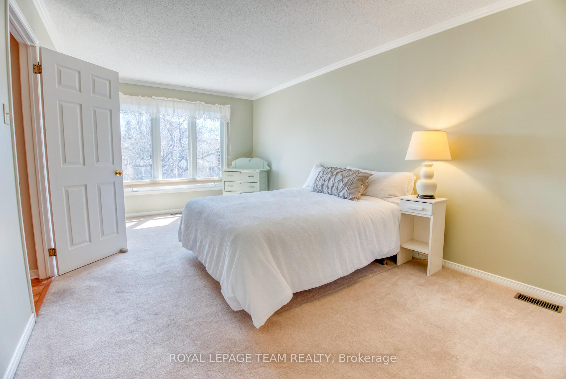 Photo 22 of 69 Shetland Way, Ottawa, Kanata - Bridlewood — HOMEH