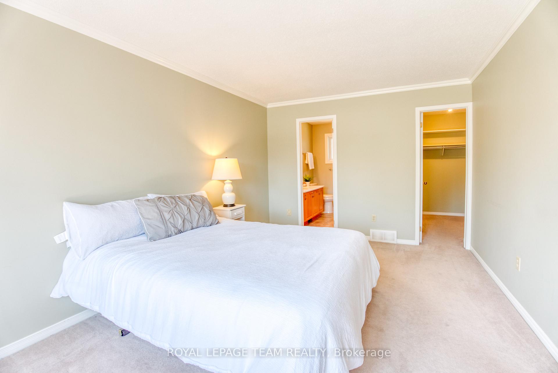 Photo 23 of 69 Shetland Way, Ottawa, Kanata - Bridlewood — HOMEH