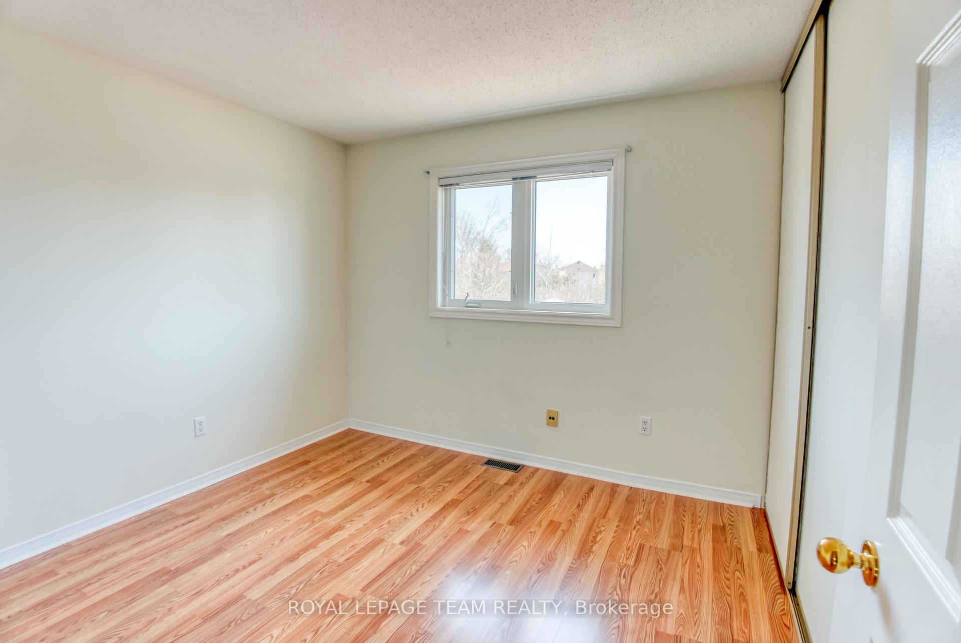 Photo 29 of 69 Shetland Way, Ottawa, Kanata - Bridlewood — HOMEH