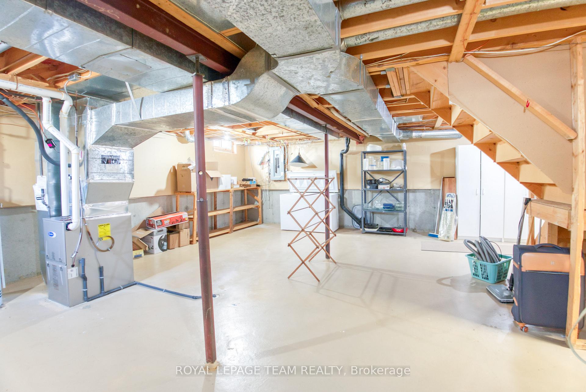 Photo 33 of 69 Shetland Way, Ottawa, Kanata - Bridlewood — HOMEH