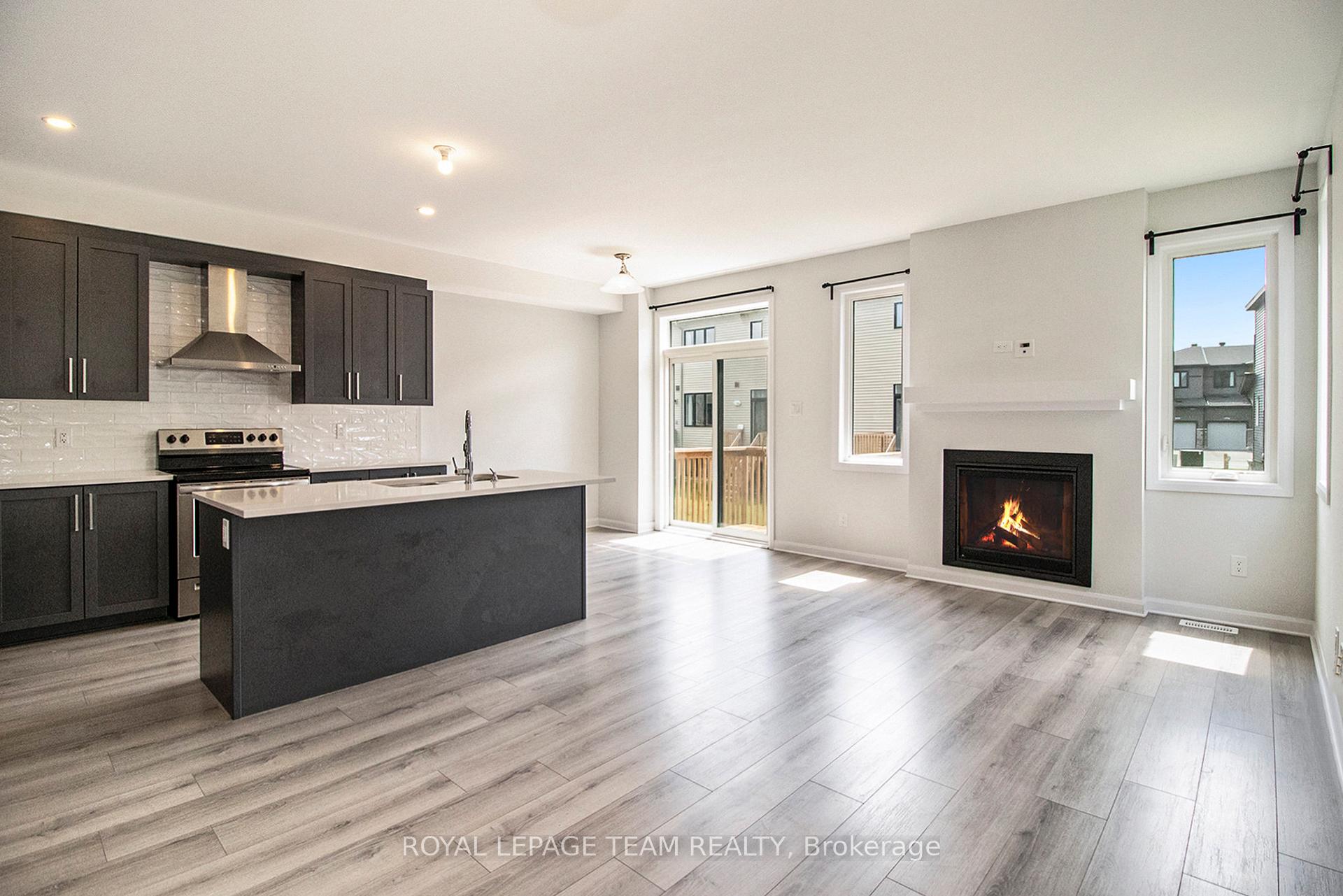 Photo 2 of 531 Winterset Road, Ottawa, Kanata - Kanata Lakes/Heritage Hills — HOMEH
