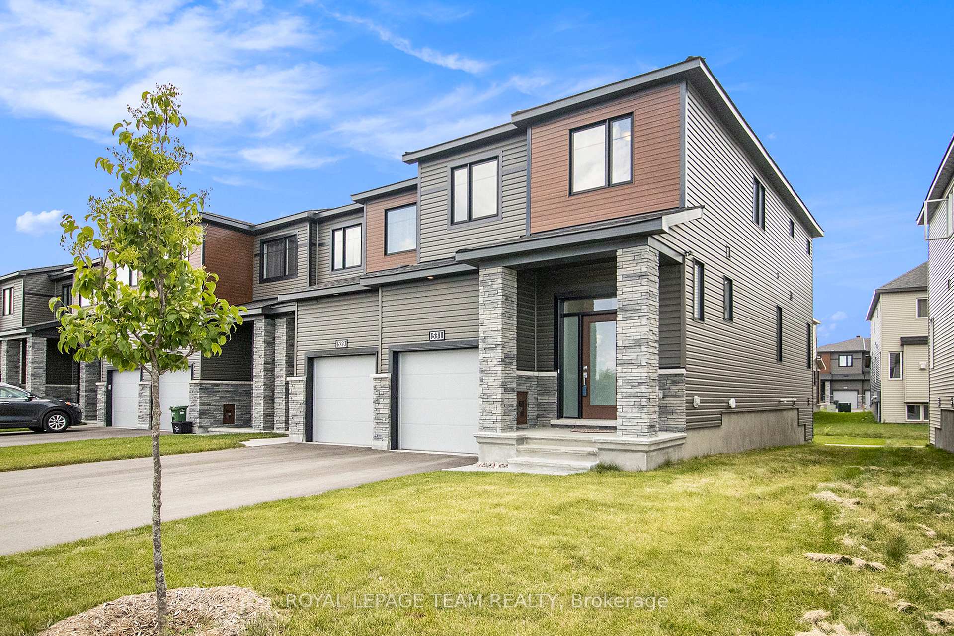 Photo 3 of 531 Winterset Road, Ottawa, Kanata - Kanata Lakes/Heritage Hills — HOMEH