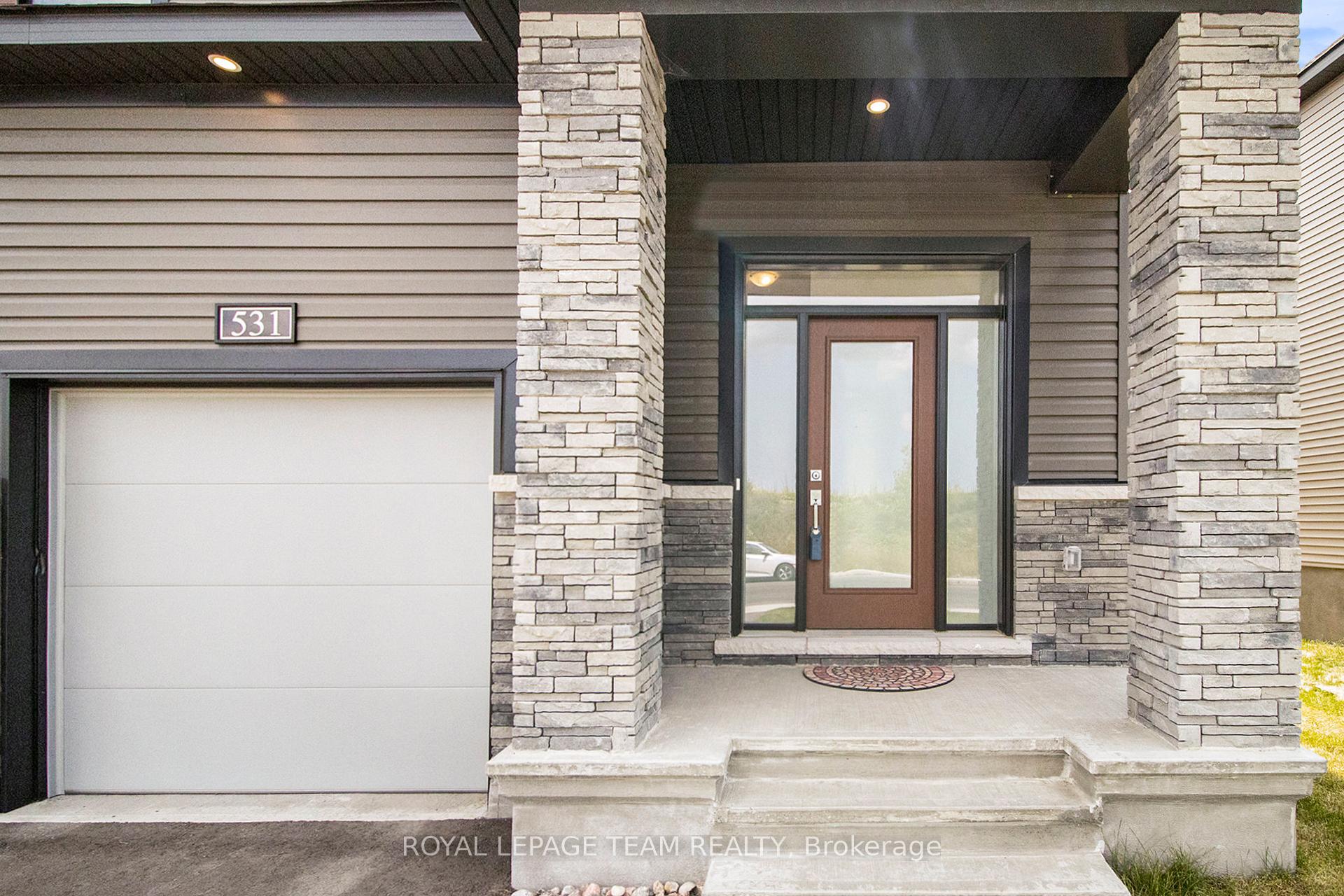 Photo 5 of 531 Winterset Road, Ottawa, Kanata - Kanata Lakes/Heritage Hills — HOMEH