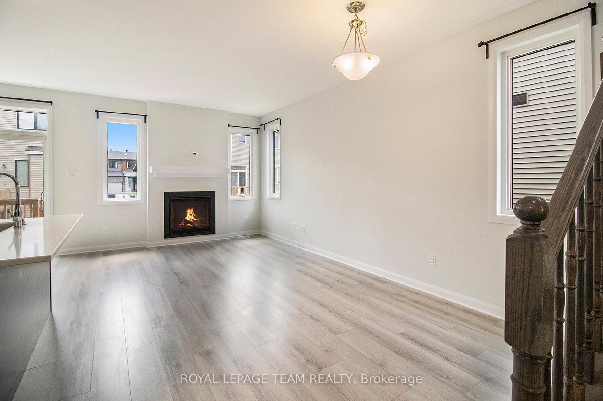 Photo 13 of 531 Winterset Road, Ottawa, Kanata - Kanata Lakes/Heritage Hills — HOMEH