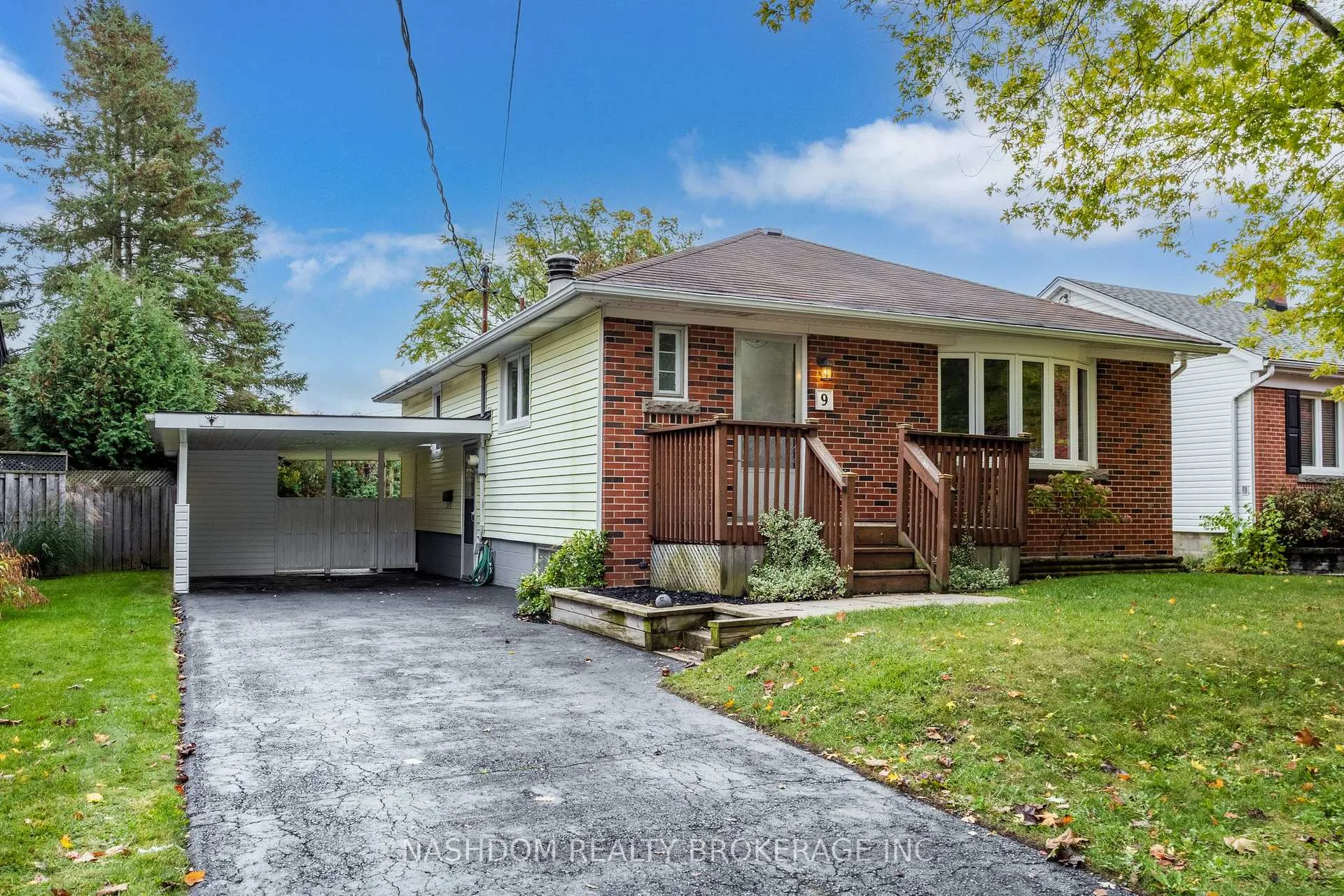 Photo 1 of 9 McKay Road, Hamilton, Dundas — HOMEH