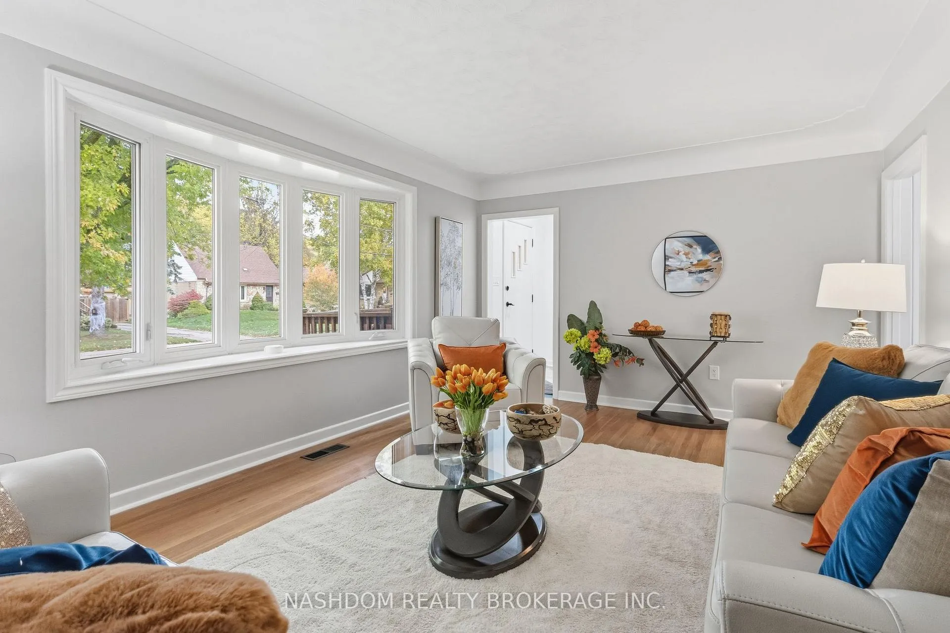 Photo 3 of 9 McKay Road, Hamilton, Dundas — HOMEH