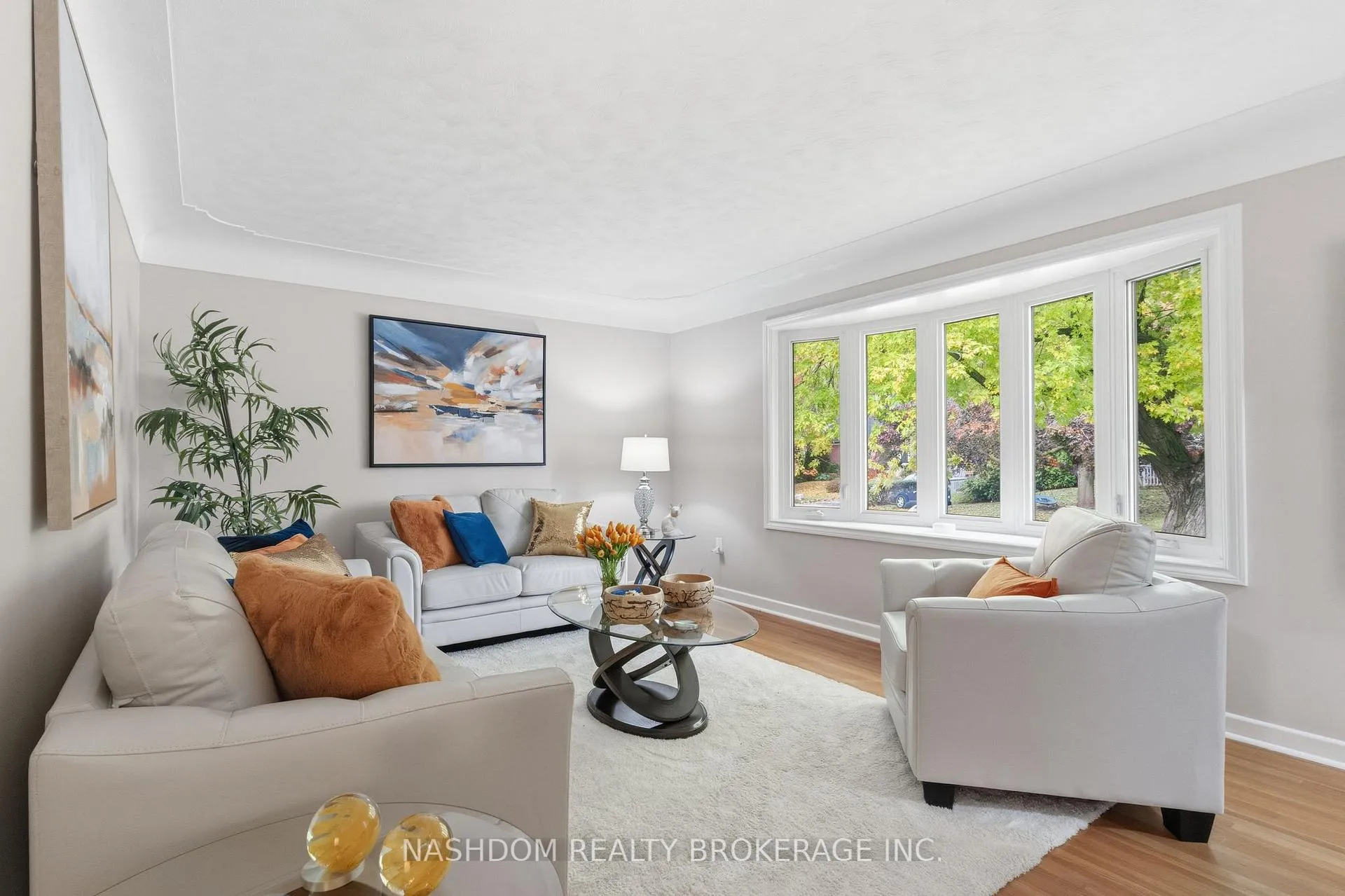 Photo 4 of 9 McKay Road, Hamilton, Dundas — HOMEH