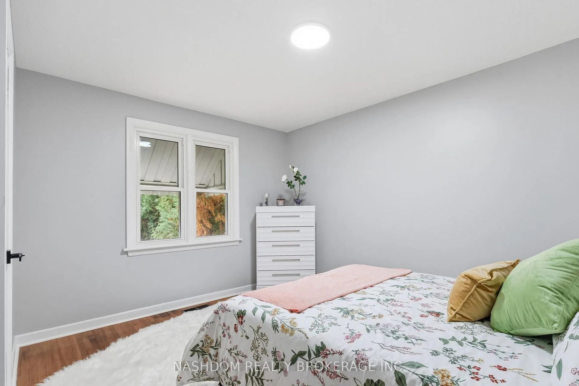 Photo 12 of 9 McKay Road, Hamilton, Dundas — HOMEH