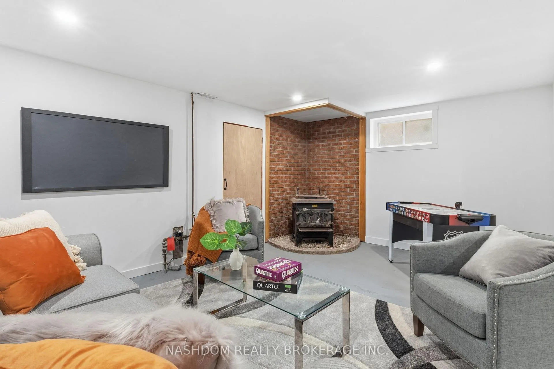 Photo 22 of 9 McKay Road, Hamilton, Dundas — HOMEH