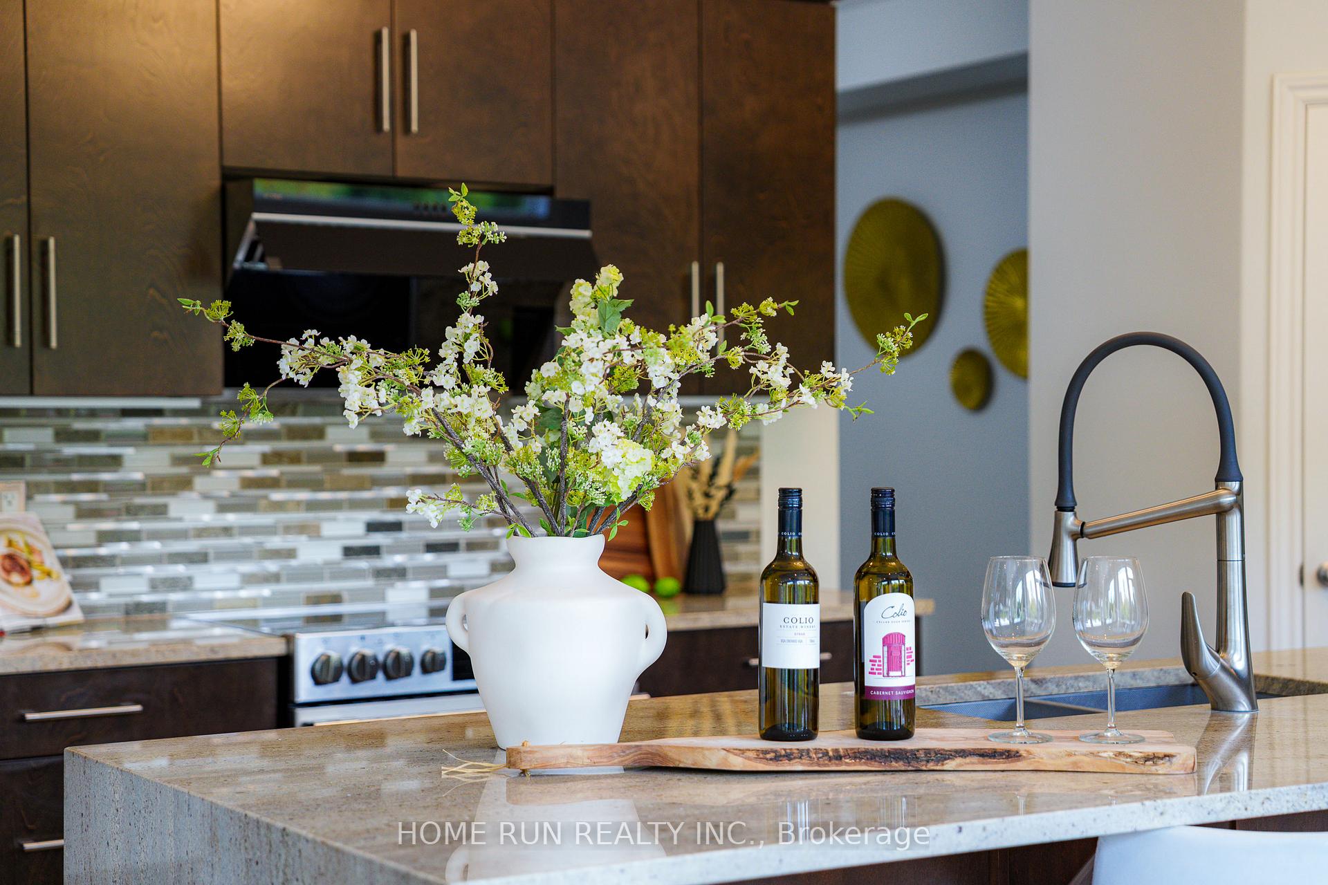 Photo 19 of 170 Escarpment Crescent, Ottawa, Kanata - Kanata Lakes/Heritage Hills — HOMEH