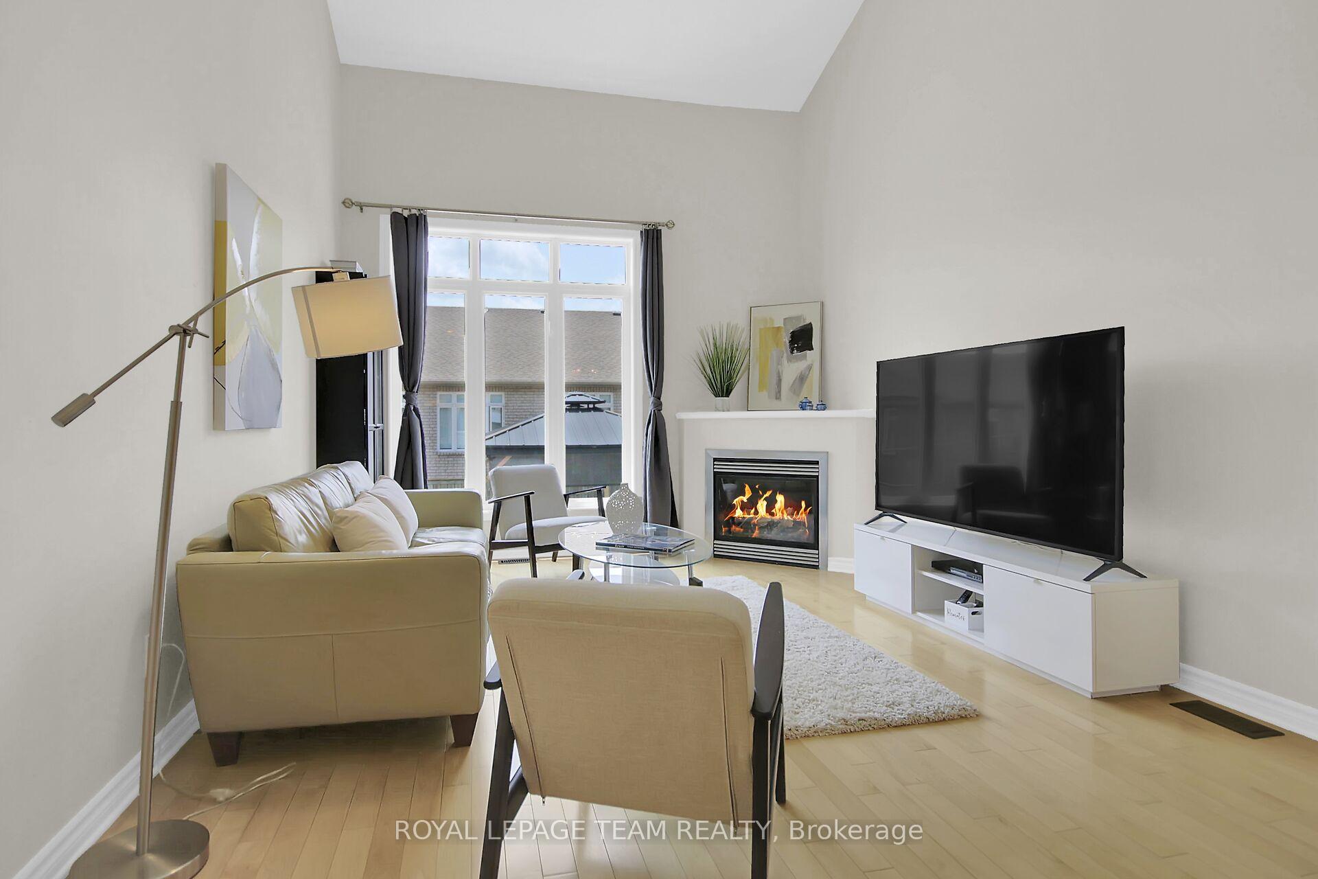 Photo 12 of 239 Waymark Crescent, Ottawa, Kanata - Bridlewood — HOMEH