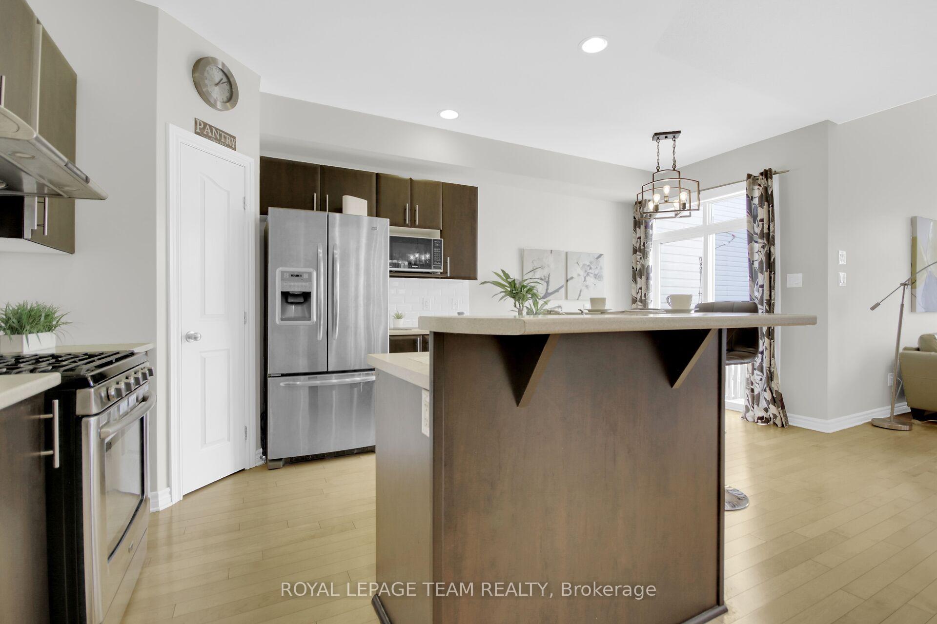 Photo 15 of 239 Waymark Crescent, Ottawa, Kanata - Bridlewood — HOMEH