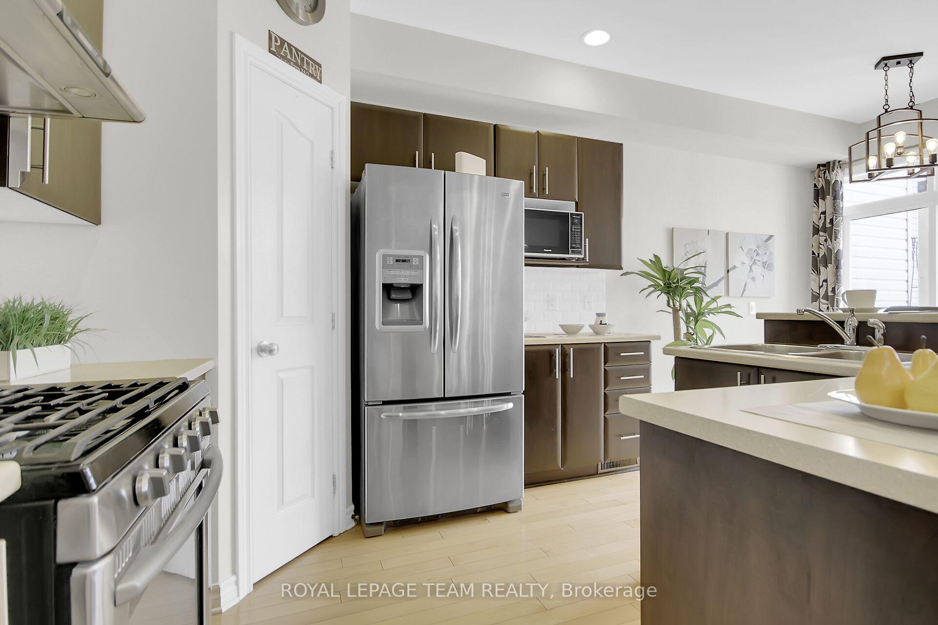 Photo 16 of 239 Waymark Crescent, Ottawa, Kanata - Bridlewood — HOMEH