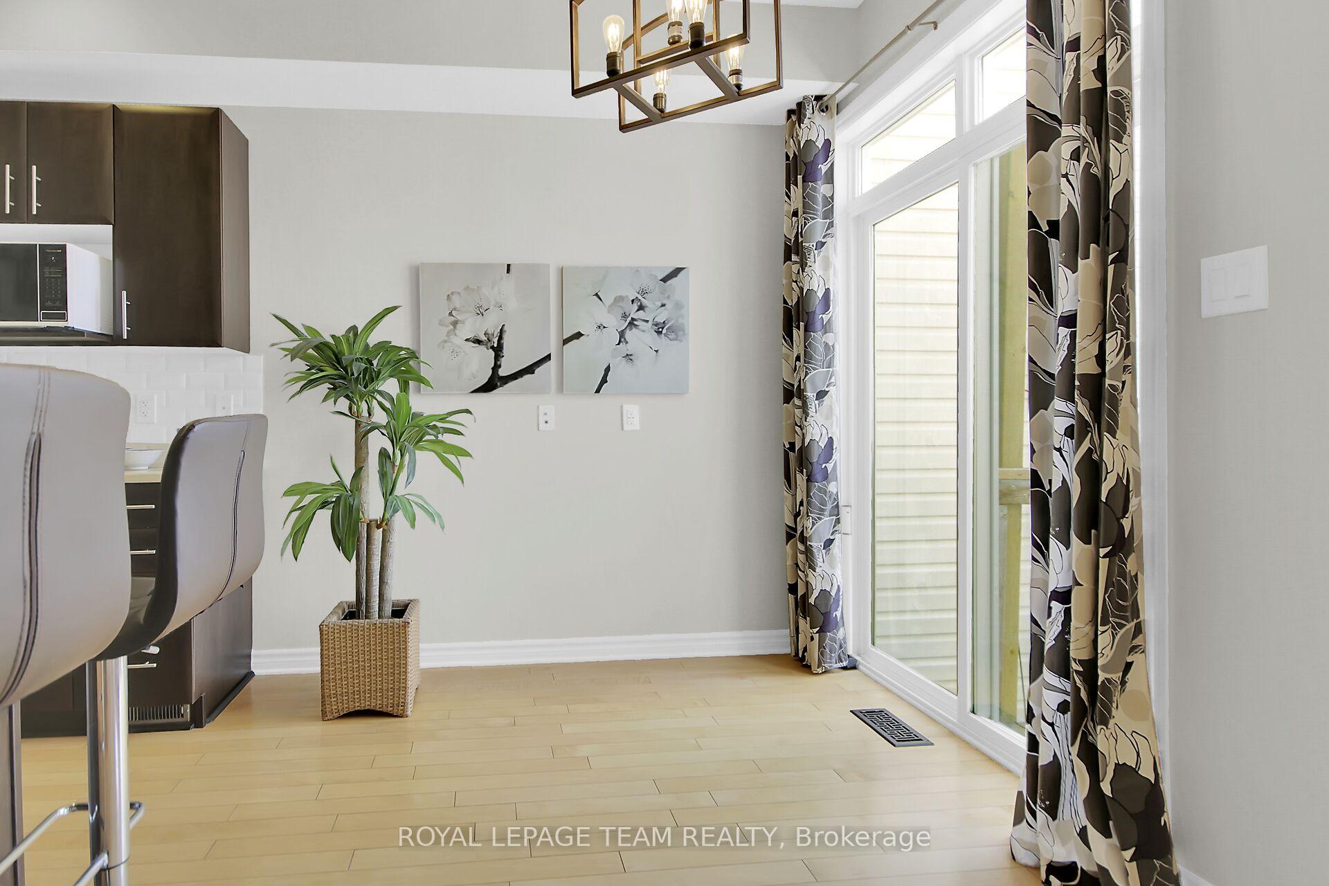 Photo 20 of 239 Waymark Crescent, Ottawa, Kanata - Bridlewood — HOMEH