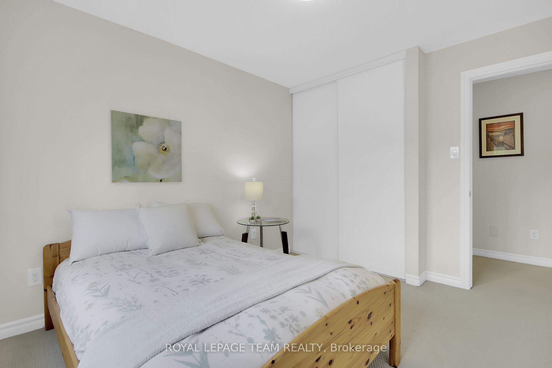 Photo 32 of 239 Waymark Crescent, Ottawa, Kanata - Bridlewood — HOMEH
