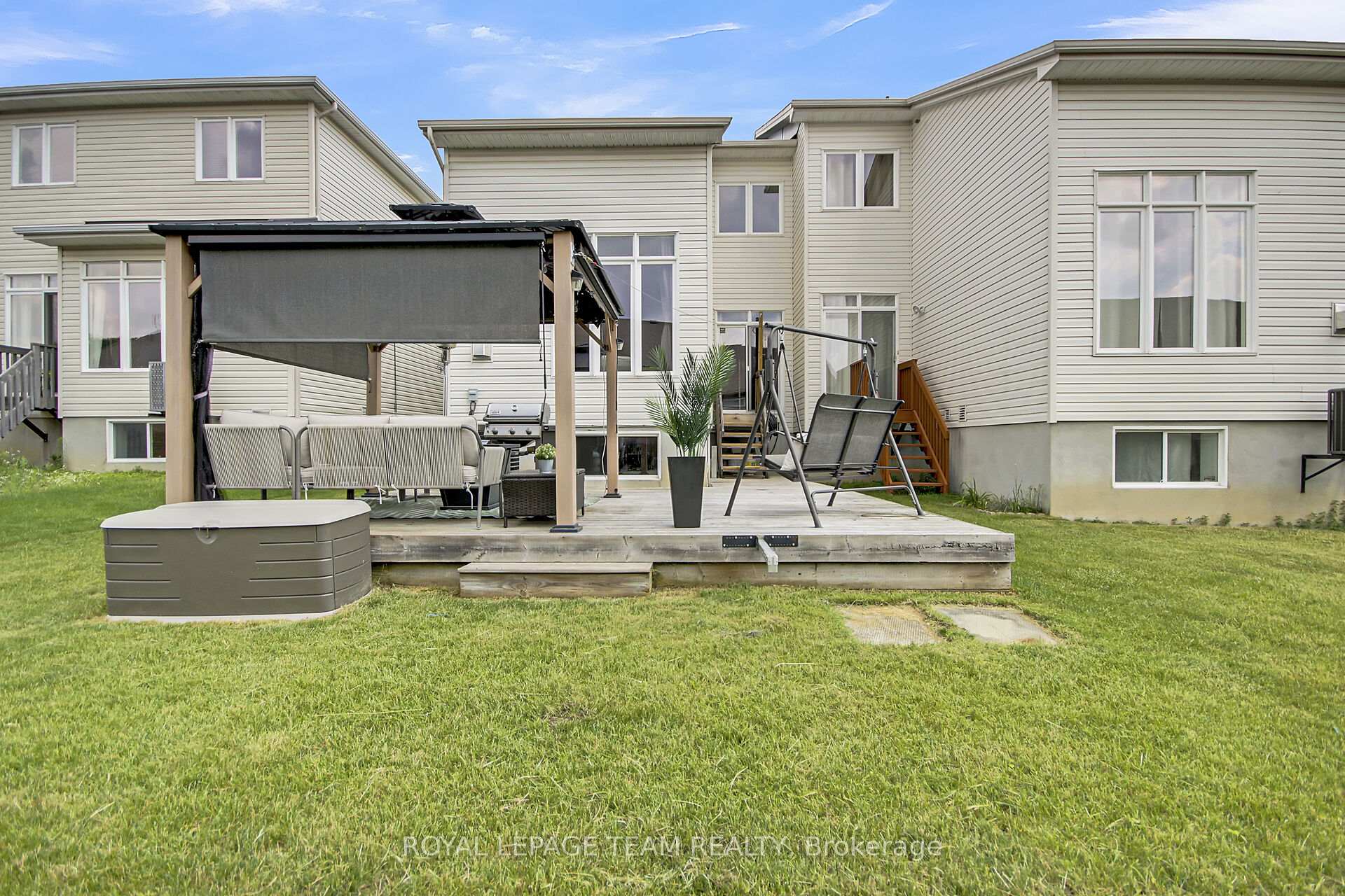 Photo 44 of 239 Waymark Crescent, Ottawa, Kanata - Bridlewood — HOMEH