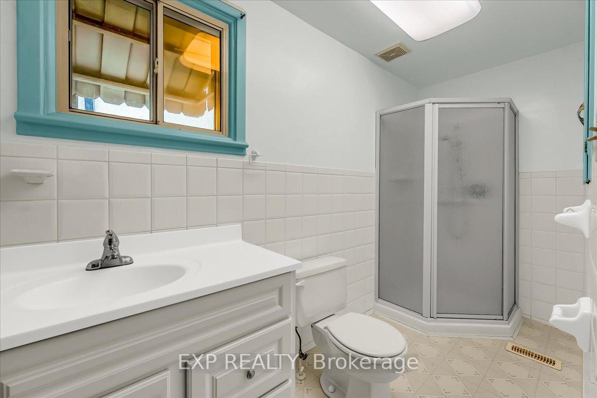 Photo 15 of 30 Baker Street, Hamilton, Strathcona — HOMEH