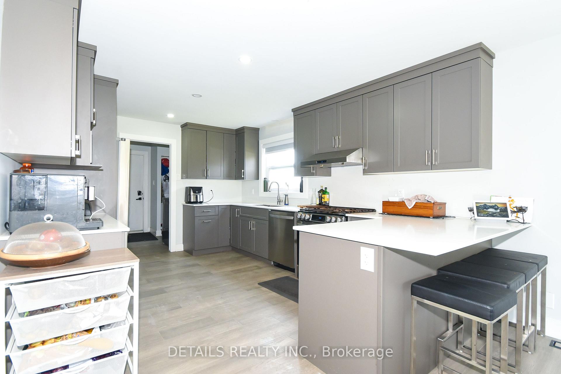 Photo 10 of 3442 Barnsdale Road, Ottawa, Manotick Village & Manotick Estates — HOMEH
