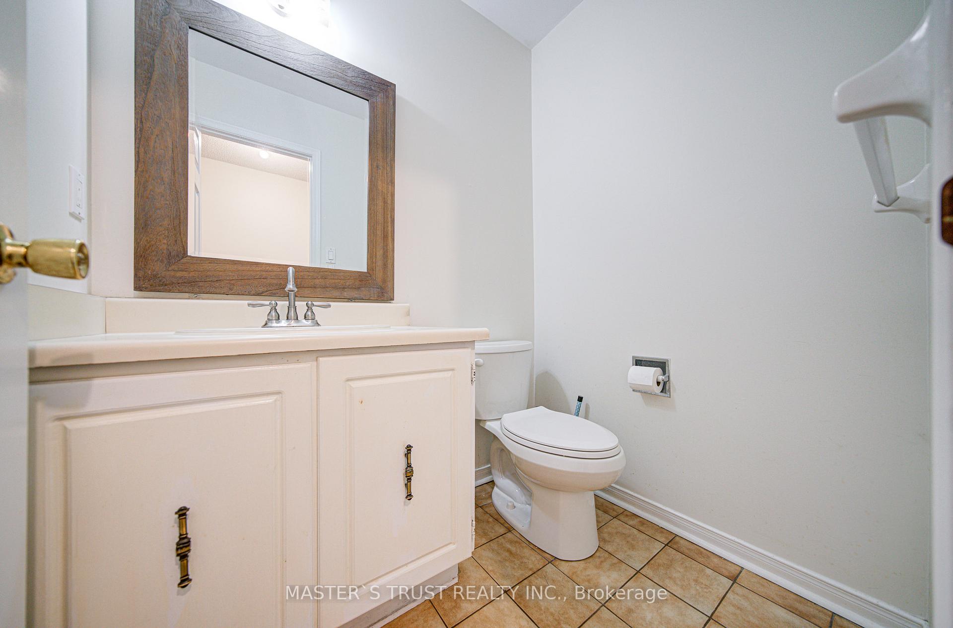 Photo 26 of 34 Denby Court, Markham, Unionville — HOMEH