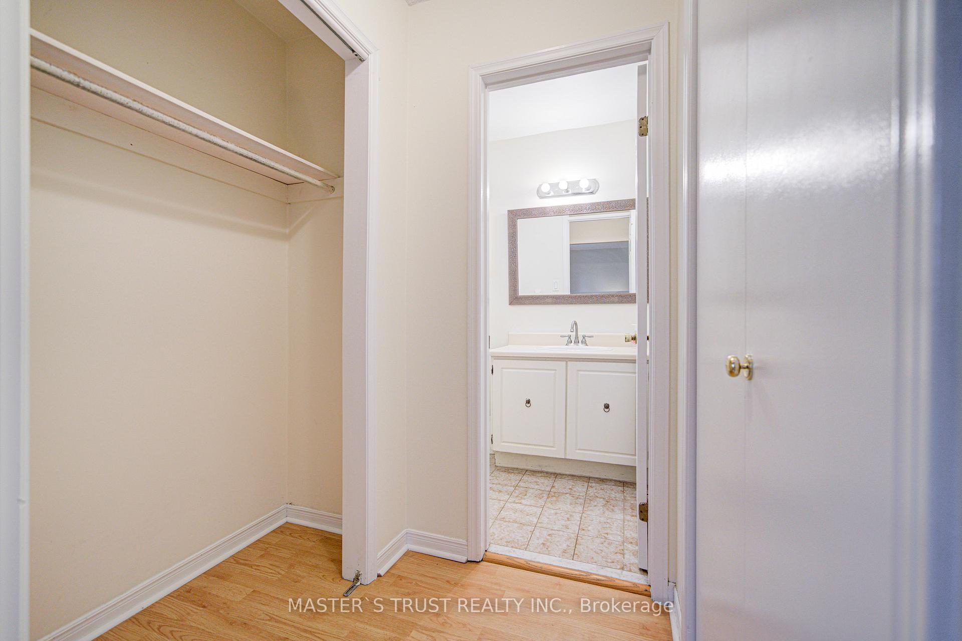 Photo 34 of 34 Denby Court, Markham, Unionville — HOMEH