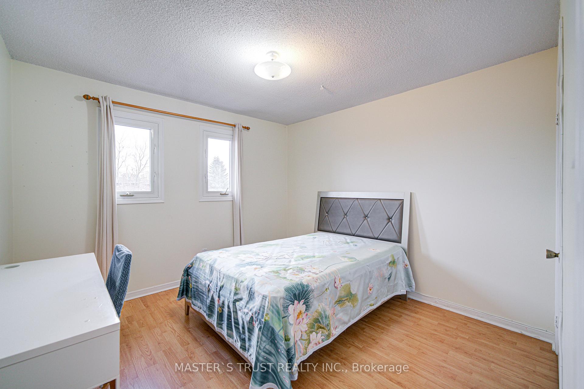 Photo 41 of 34 Denby Court, Markham, Unionville — HOMEH