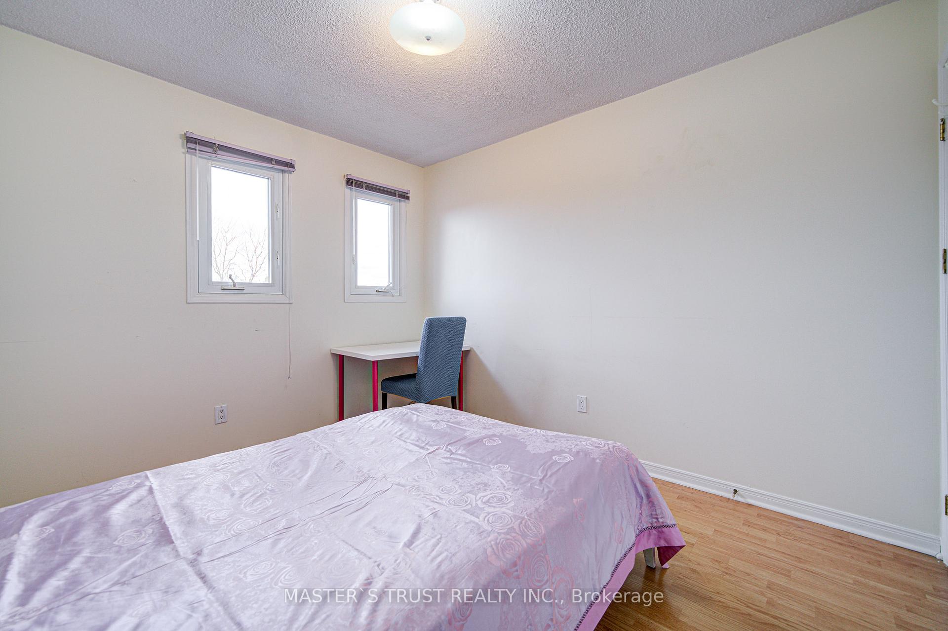 Photo 46 of 34 Denby Court, Markham, Unionville — HOMEH