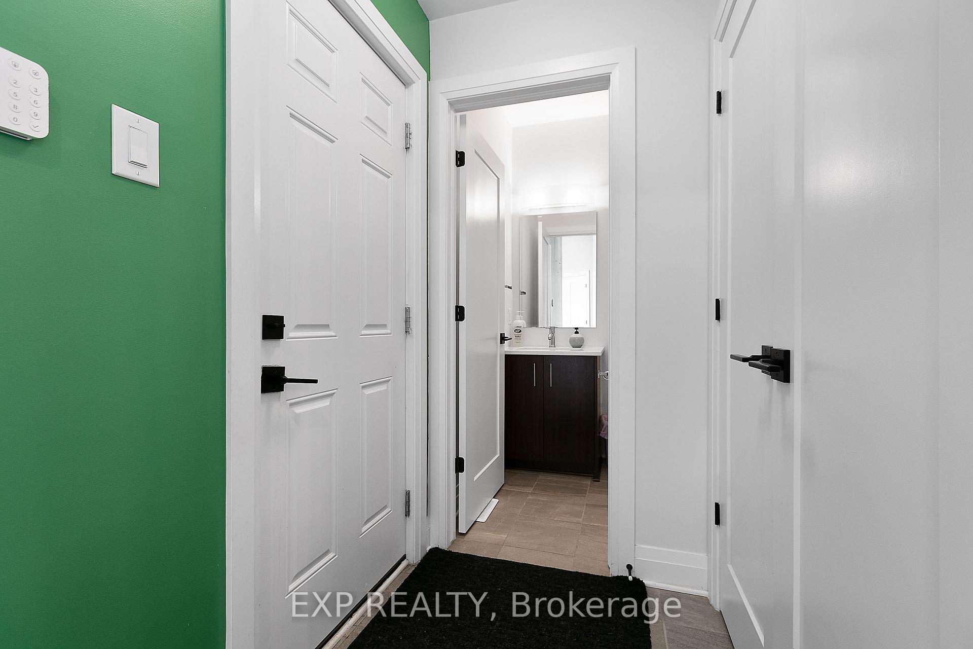 Photo 3 of 314 Cranesbill Road, Ottawa, Kanata - Emerald Meadows/Trailwest — HOMEH