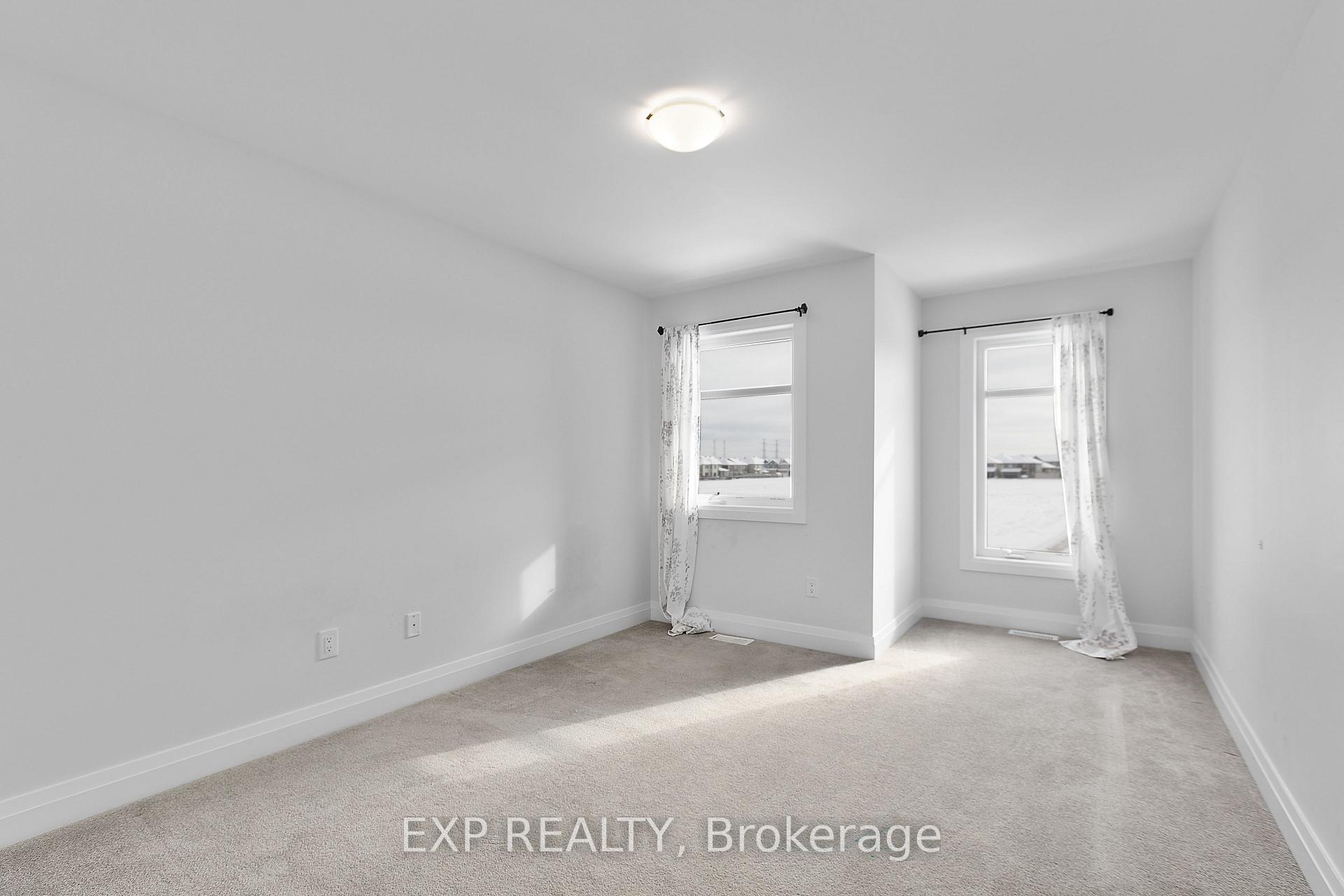 Photo 28 of 314 Cranesbill Road, Ottawa, Kanata - Emerald Meadows/Trailwest — HOMEH