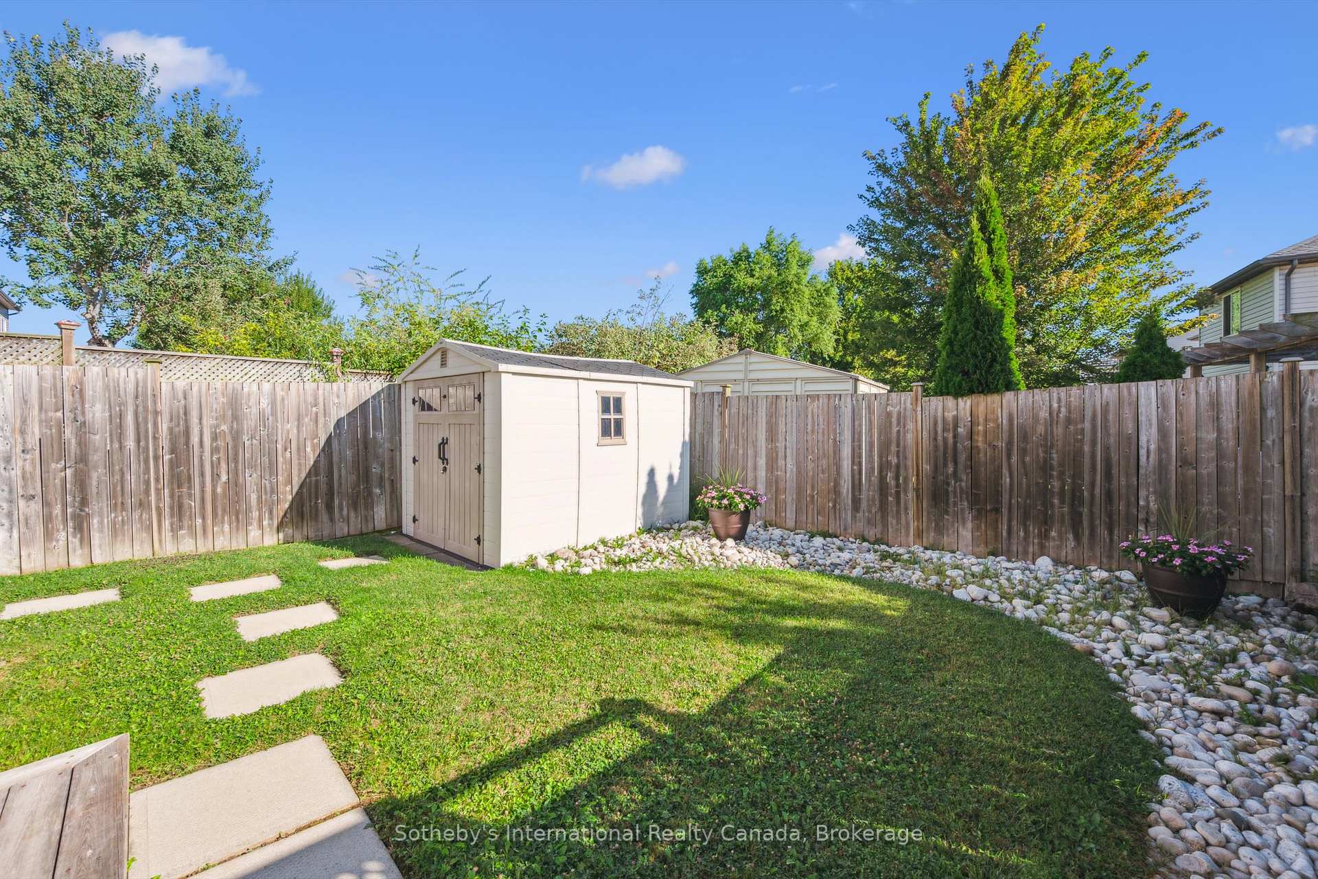 Photo 15 of 106 Max Becker Drive, Kitchener — HOMEH