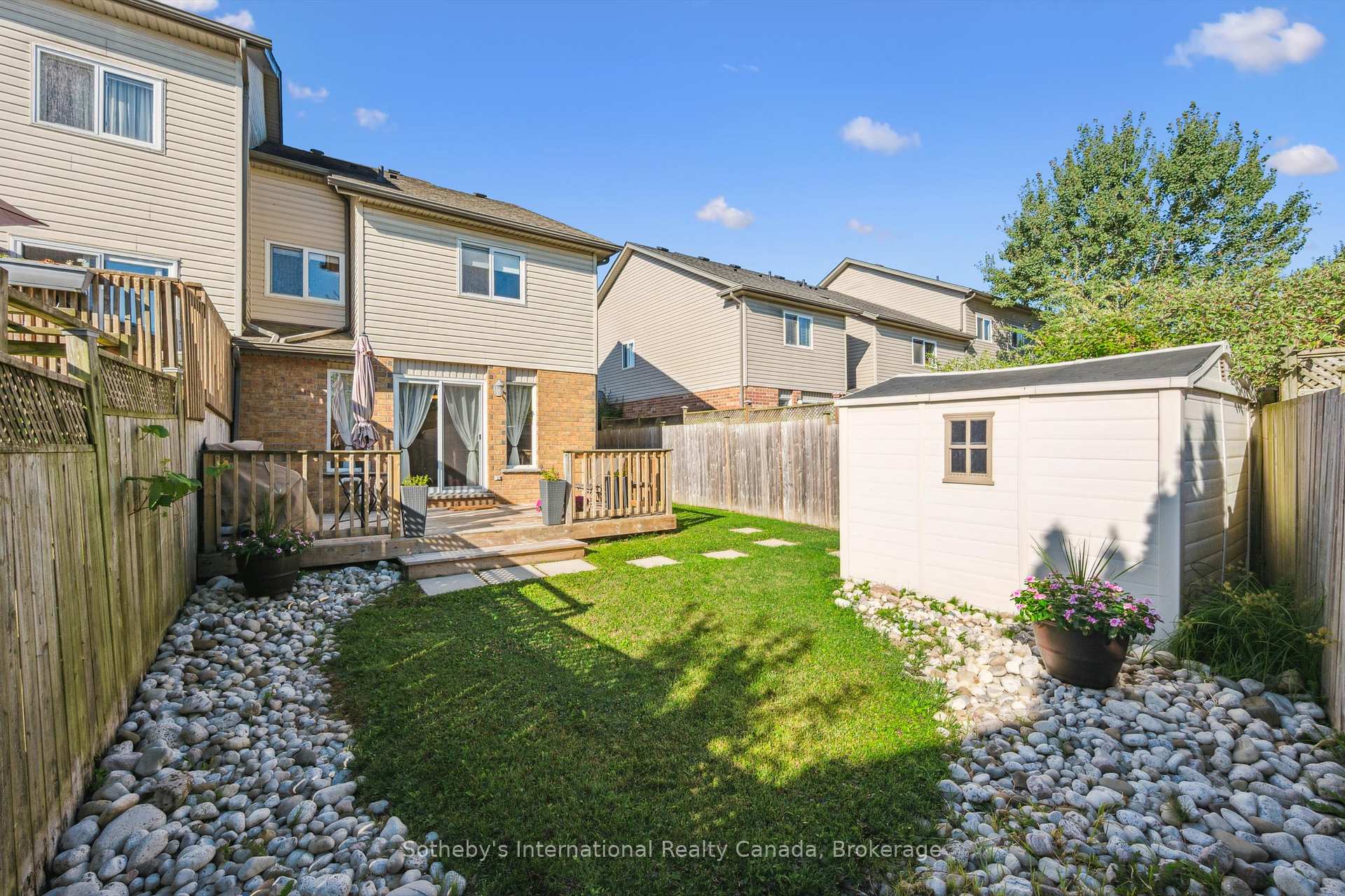 Photo 16 of 106 Max Becker Drive, Kitchener — HOMEH