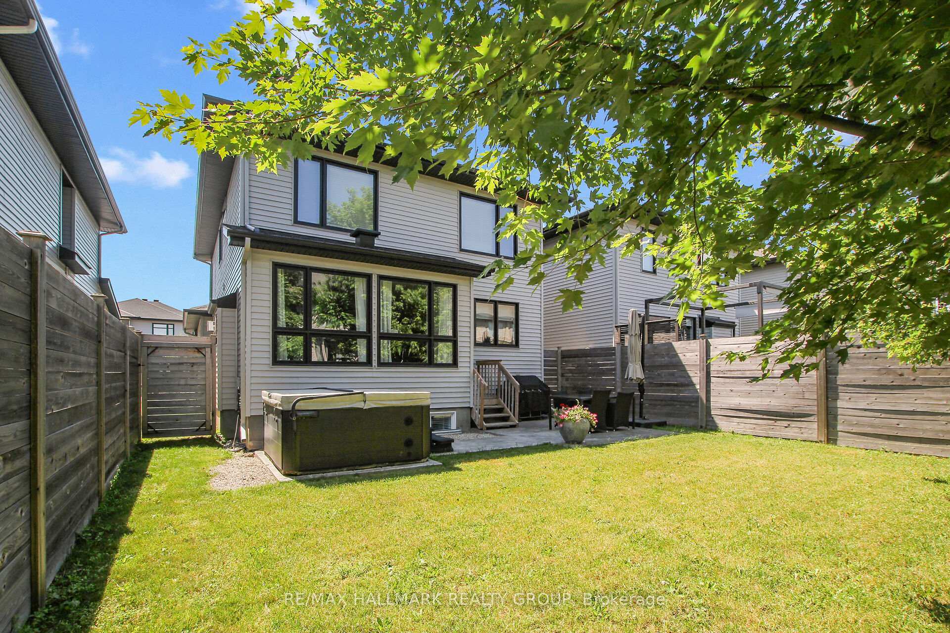 Photo 32 of 88 Palfrey Way, Ottawa, Kanata - Emerald Meadows/Trailwest — HOMEH