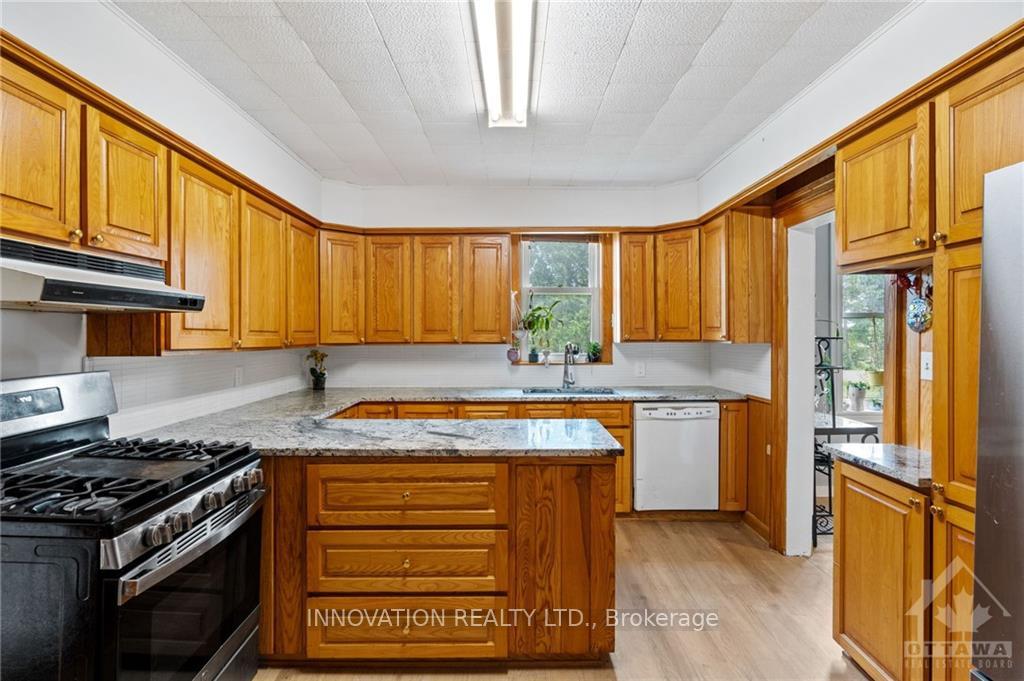 Photo 2 of 2010 Concession 6C Road, Lanark Highlands, Lanark Highlands (Lanark) Twp — HOMEH