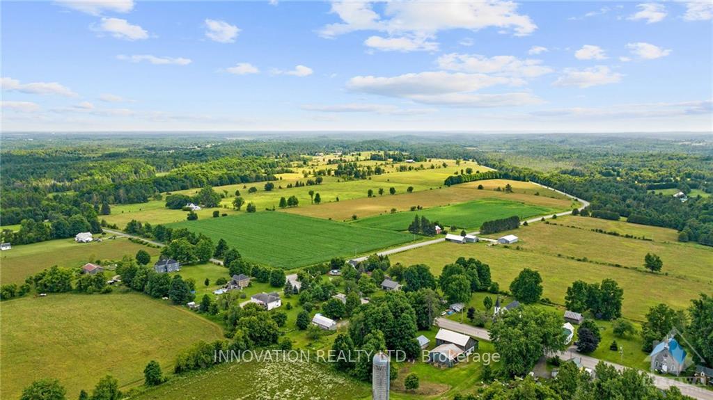 Photo 17 of 2010 Concession 6C Road, Lanark Highlands, Lanark Highlands (Lanark) Twp — HOMEH