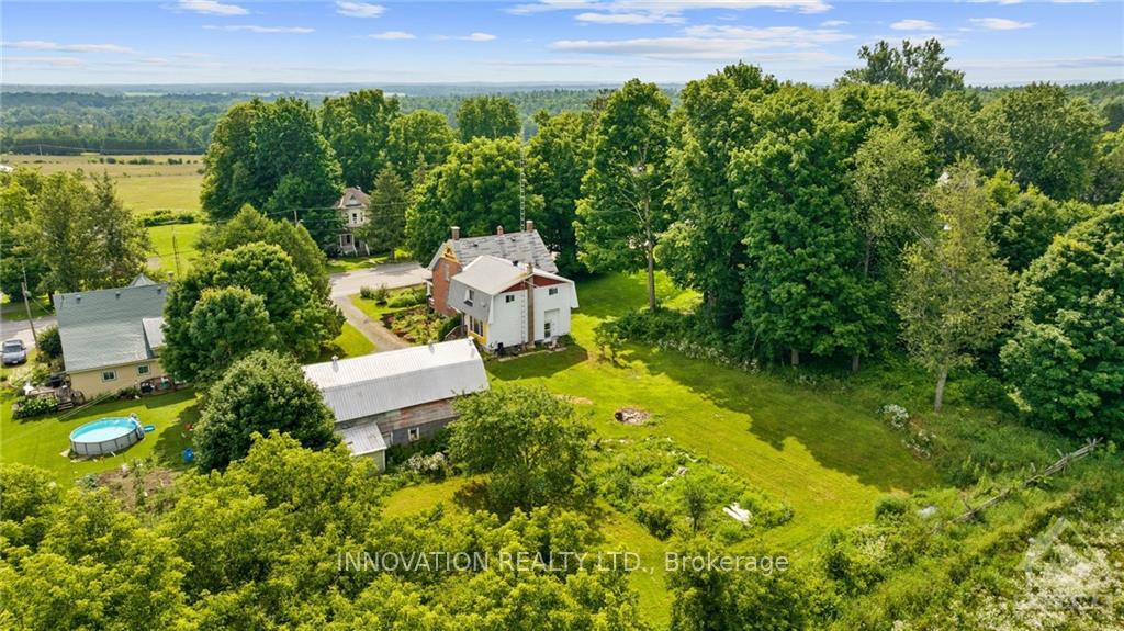 Photo 18 of 2010 Concession 6C Road, Lanark Highlands, Lanark Highlands (Lanark) Twp — HOMEH