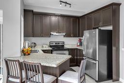 Photo 10 of 60 Easthampton Road, Hamilton, Winona Park — HOMEH