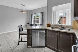 Photo 13 of 60 Easthampton Road, Hamilton, Winona Park — HOMEH