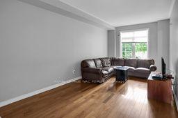 Photo 16 of 60 Easthampton Road, Hamilton, Winona Park — HOMEH
