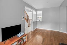 Photo 18 of 60 Easthampton Road, Hamilton, Winona Park — HOMEH