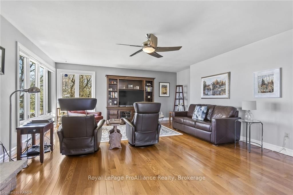 Photo 25 of 1200 Allen Point Road, Kingston, City North of 401 — HOMEH