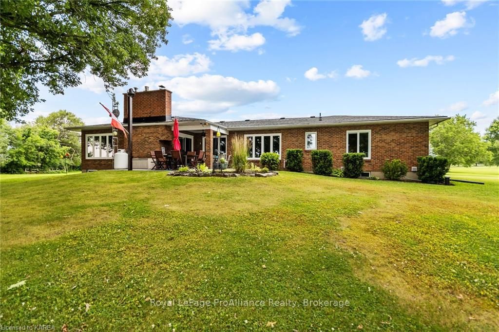Photo 35 of 1200 Allen Point Road, Kingston, City North of 401 — HOMEH