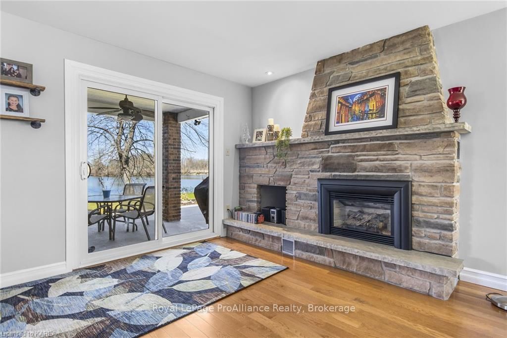 Photo 23 of 1200 Allen Point Road, Kingston, City North of 401 — HOMEH