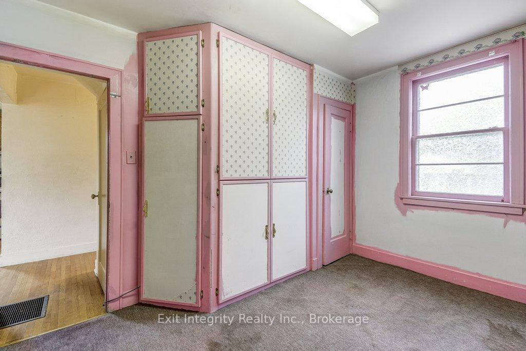 Photo 6 of 187 Edwin Street, Kitchener — HOMEH