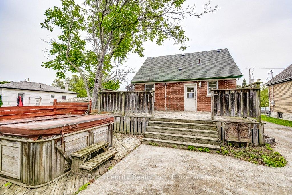 Photo 10 of 187 Edwin Street, Kitchener — HOMEH