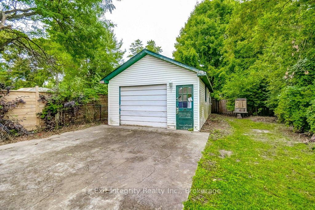 Photo 11 of 187 Edwin Street, Kitchener — HOMEH