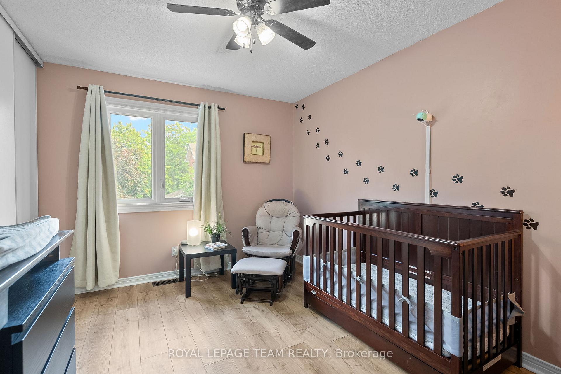 Photo 21 of 68 Eagleview Street, Ottawa, Kanata - Emerald Meadows/Trailwest — HOMEH